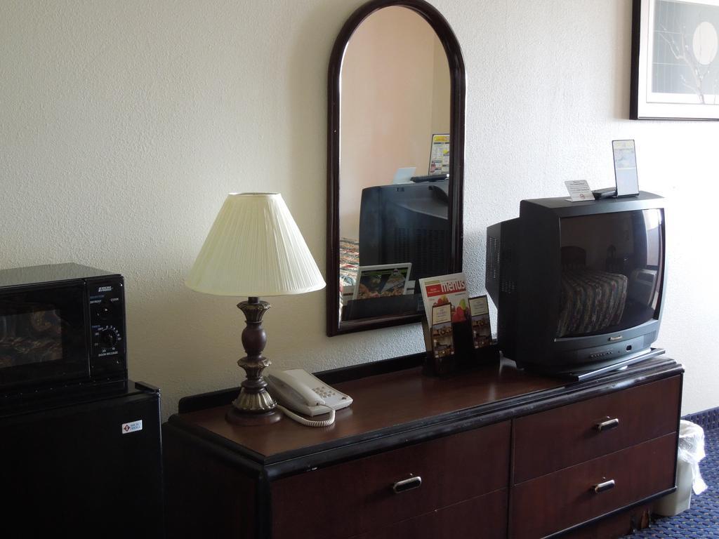 Knights Inn Virginia Beach Lynnhaven Ngoại thất bức ảnh